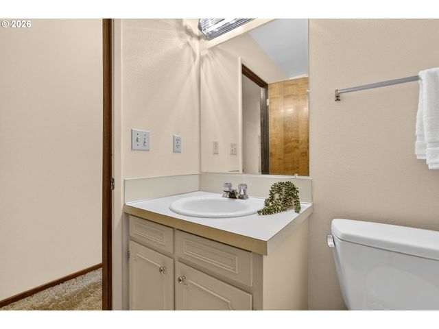 18200 Nw CORINTHIAN St, Portland, OR 97229