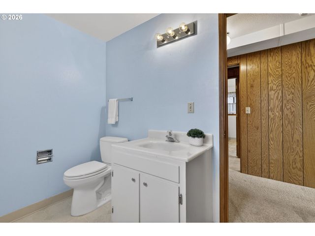 18200 Nw CORINTHIAN St, Portland, OR 97229