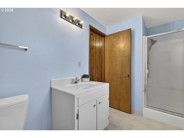 18200 Nw CORINTHIAN St, Portland, OR 97229