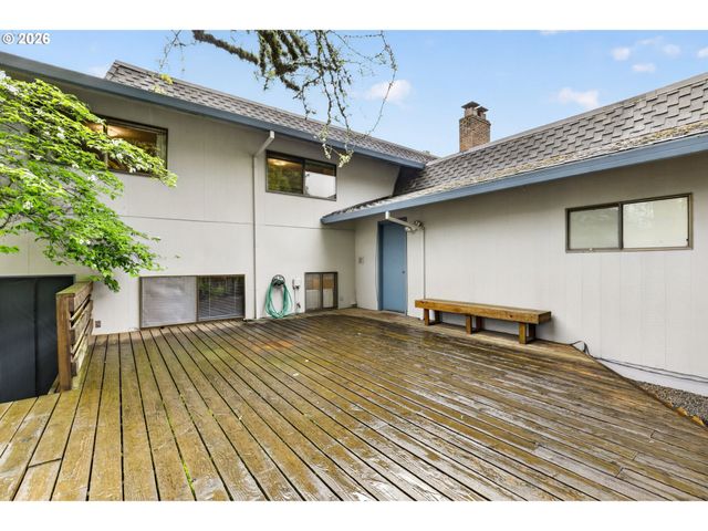 18200 Nw CORINTHIAN St, Portland, OR 97229