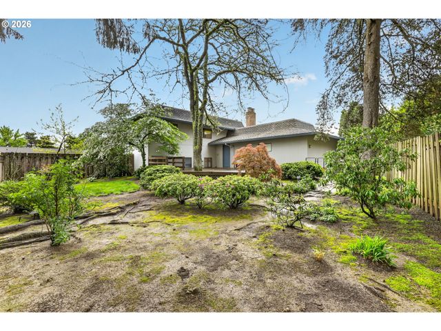 18200 Nw CORINTHIAN St, Portland, OR 97229