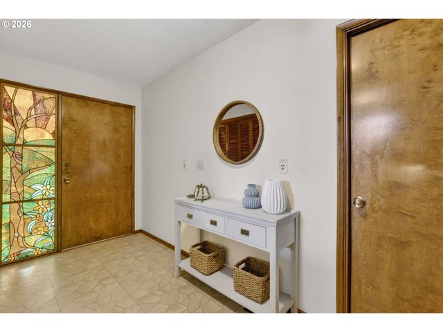 18200 Nw CORINTHIAN St, Portland, OR 97229