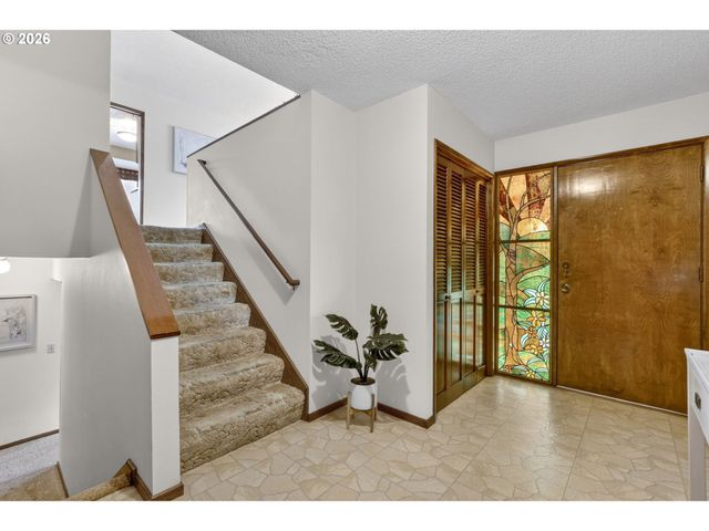 18200 Nw CORINTHIAN St, Portland, OR 97229