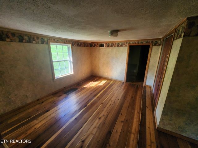 835 Nance Rd, Rutledge, TN 37861