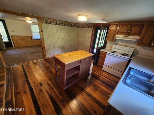 835 Nance Rd, Rutledge, TN 37861