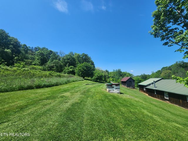 835 Nance Rd, Rutledge, TN 37861