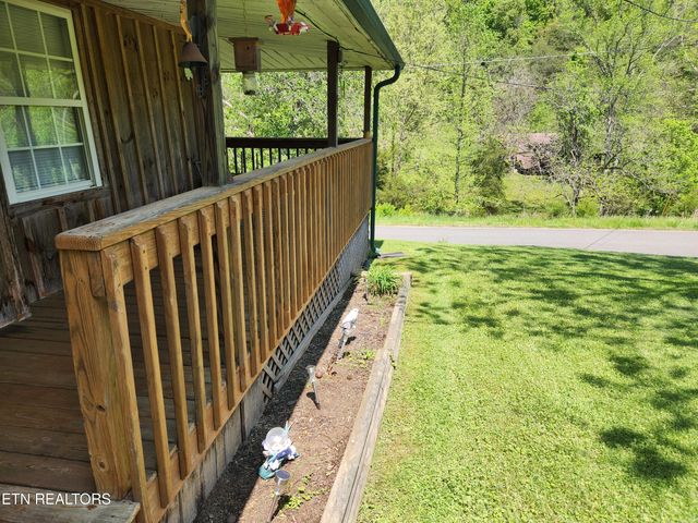 835 Nance Rd, Rutledge, TN 37861