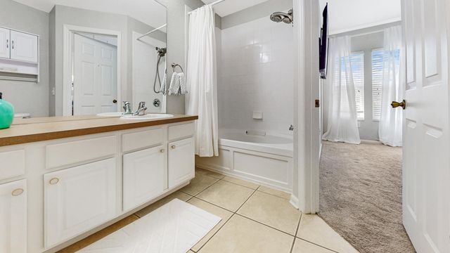 7650 Sir Kaufmann Court, Kissimmee, FL 34747