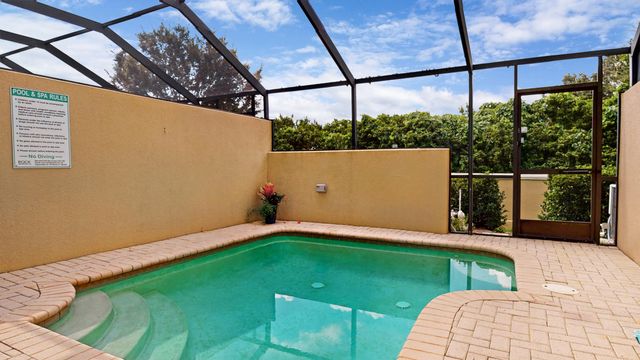 7650 Sir Kaufmann Court, Kissimmee, FL 34747