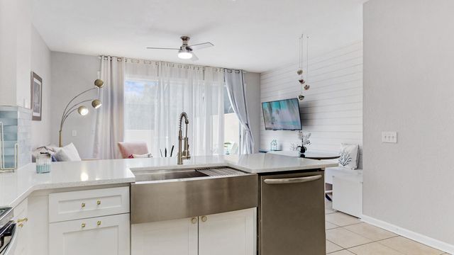 7650 Sir Kaufmann Court, Kissimmee, FL 34747