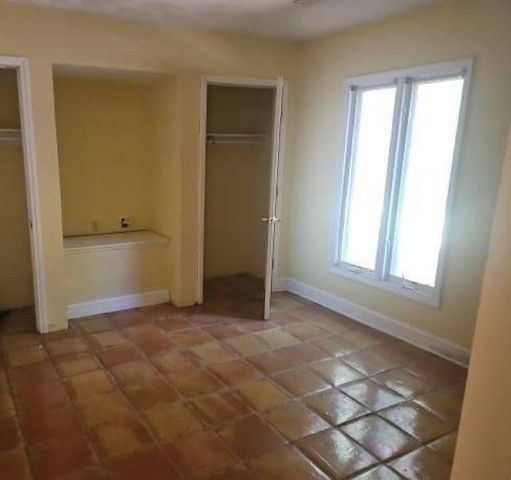 54 Hideaway LN, Moneta, VA 24121