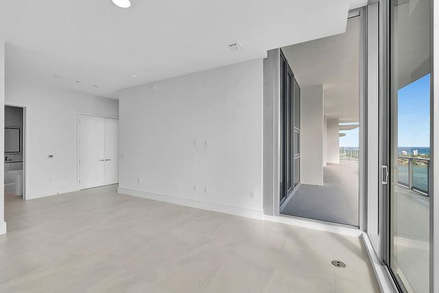 220 Lake Shore Drive 2411, Lake Park, FL 33403