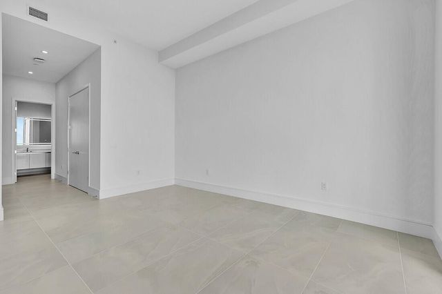 220 Lake Shore Drive 2411, Lake Park, FL 33403