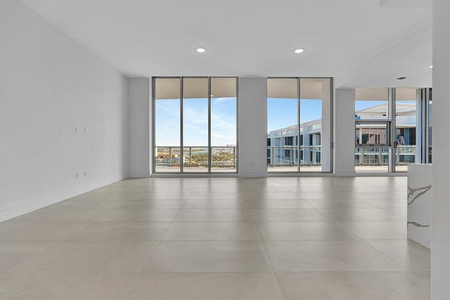 220 Lake Shore Drive 2411, Lake Park, FL 33403