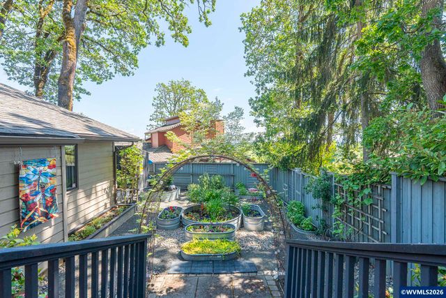 2734 NW Garryanna Dr, Corvallis, OR 97330