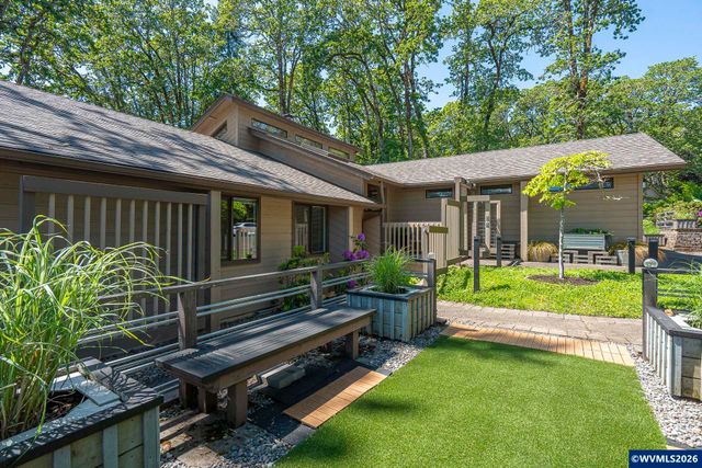 2734 NW Garryanna Dr, Corvallis, OR 97330
