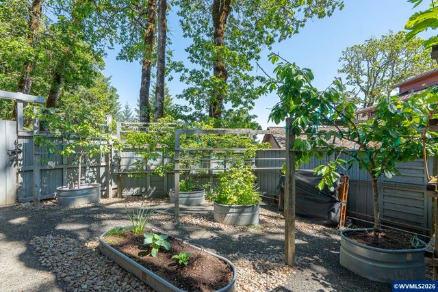 2734 NW Garryanna Dr, Corvallis, OR 97330