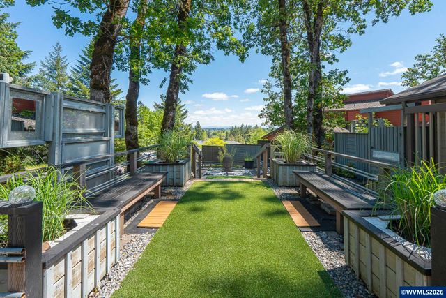 2734 NW Garryanna Dr, Corvallis, OR 97330