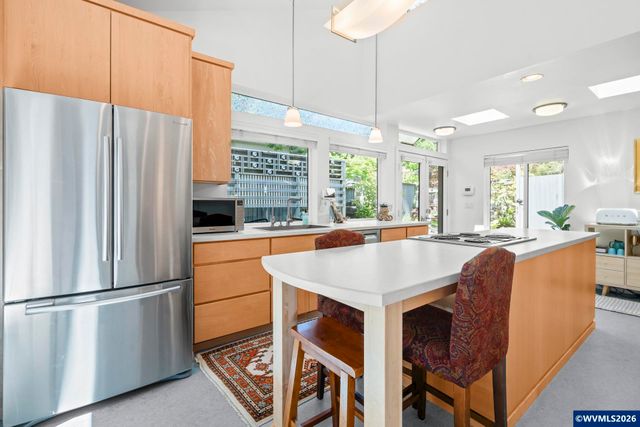 2734 NW Garryanna Dr, Corvallis, OR 97330