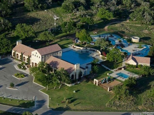 359 Sugarcane, New Braunfels, TX 78132