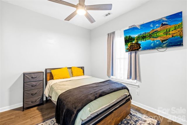 6406 Castlewynd Court, Charlotte, NC 28212