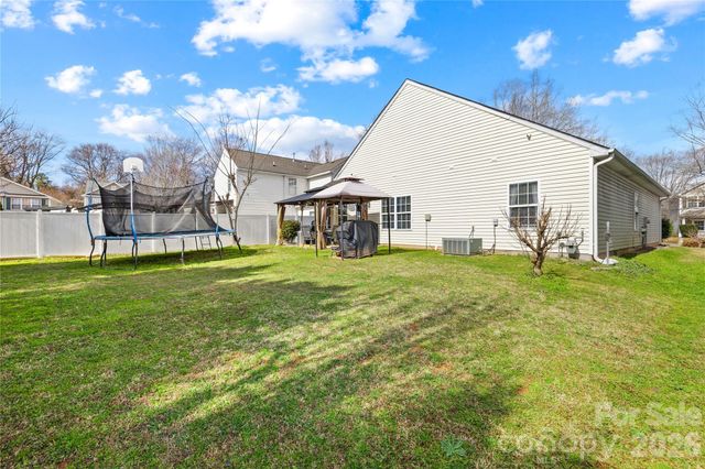 6406 Castlewynd Court, Charlotte, NC 28212