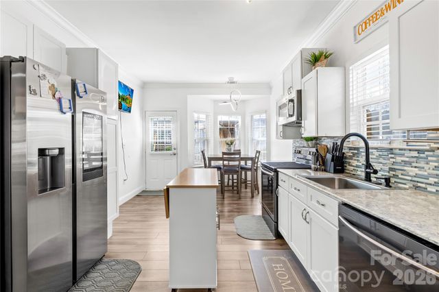 6406 Castlewynd Court, Charlotte, NC 28212