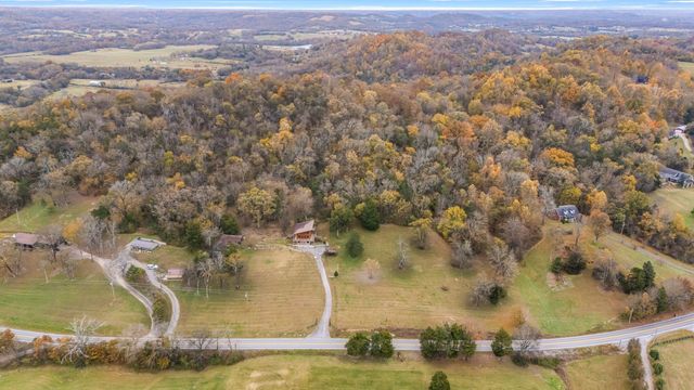 4664 Highway 64, E, Wartrace, TN 37183