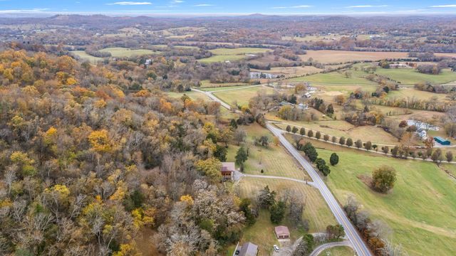 4664 Highway 64, E, Wartrace, TN 37183