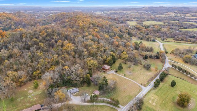 4664 Highway 64, E, Wartrace, TN 37183