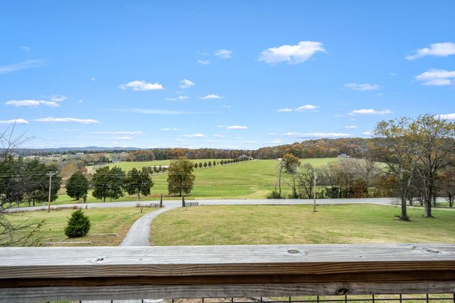 4664 Highway 64, E, Wartrace, TN 37183