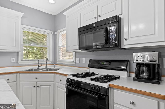 700 Braidwood Ridge, Acworth, GA 30101
