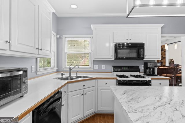 700 Braidwood Ridge, Acworth, GA 30101