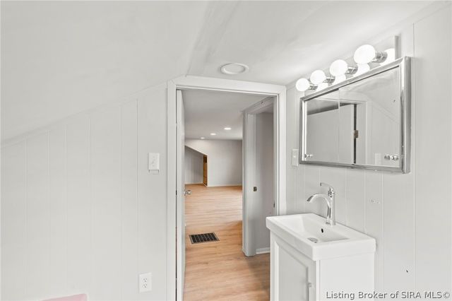 2159 Lanier Drive, Madison, IN 47250
