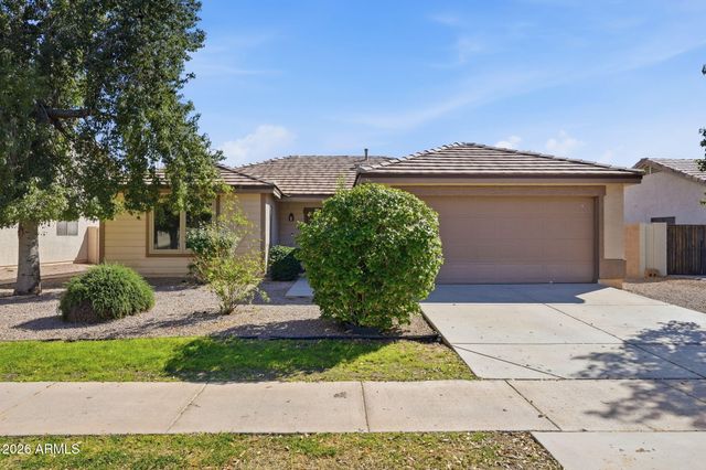 495 W FABENS Lane, Gilbert, AZ 85233