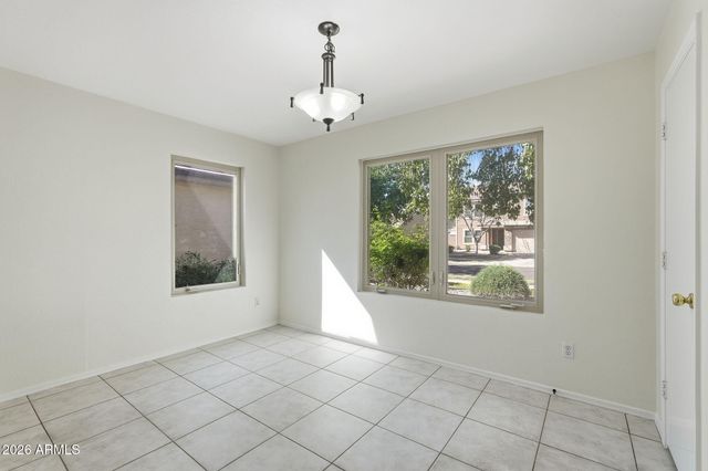 495 W FABENS Lane, Gilbert, AZ 85233