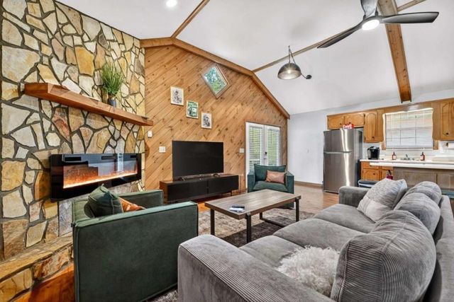 77 Alpine Way, Blairsville, GA 30512