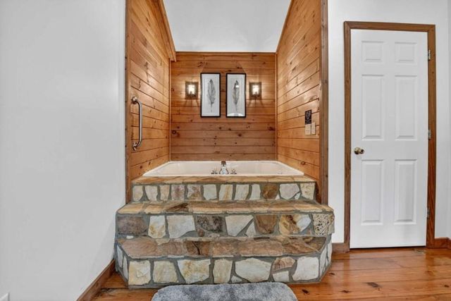 77 Alpine Way, Blairsville, GA 30512