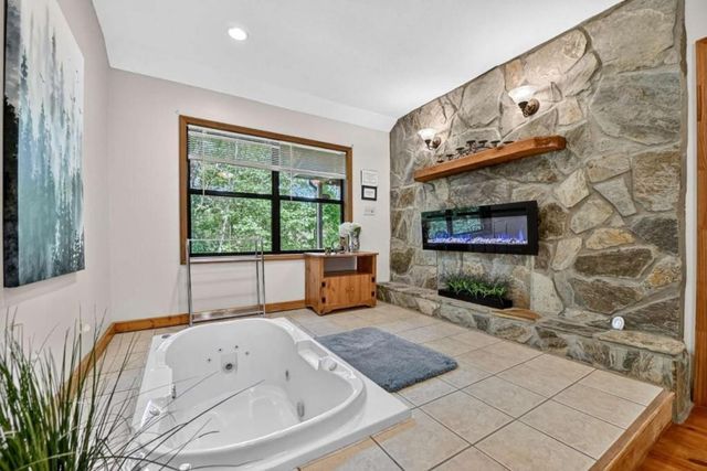 77 Alpine Way, Blairsville, GA 30512