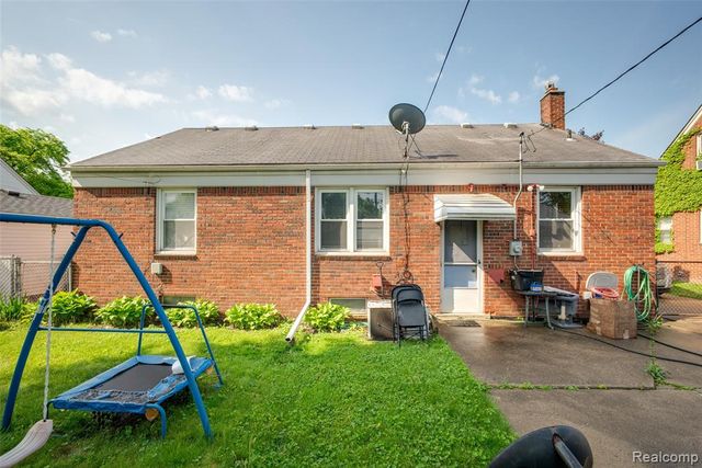22671 Outer Drive, Dearborn, MI 48124