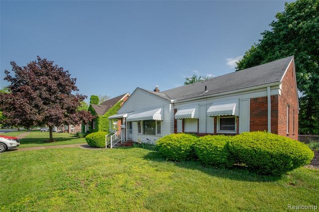 22671 Outer Drive, Dearborn, MI 48124