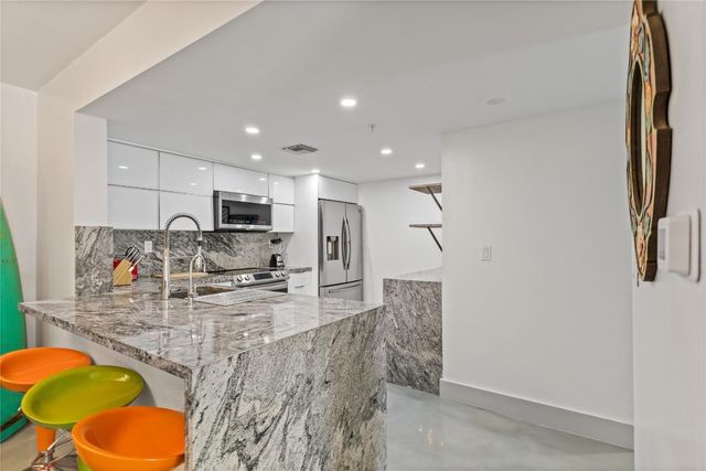 520 SE 5th Avenue 2212, Fort Lauderdale, FL 33301