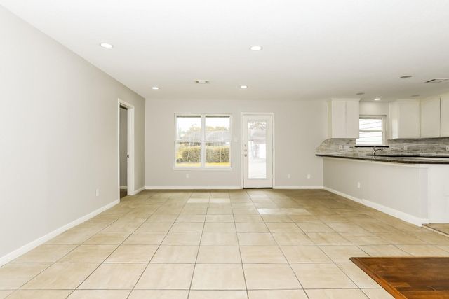 6015 Glenhurst Drive, Houston, TX 77033