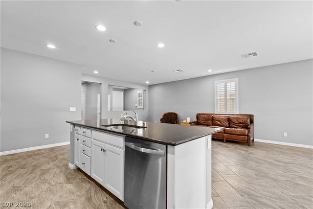 9257 Valley Betica Avenue, Las Vegas, NV 89148