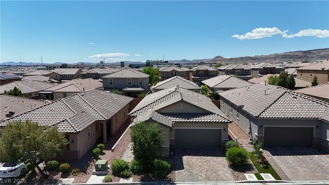 9257 Valley Betica Avenue, Las Vegas, NV 89148