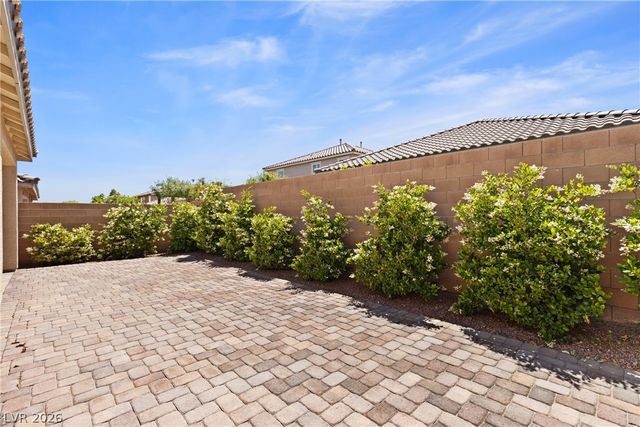 9257 Valley Betica Avenue, Las Vegas, NV 89148
