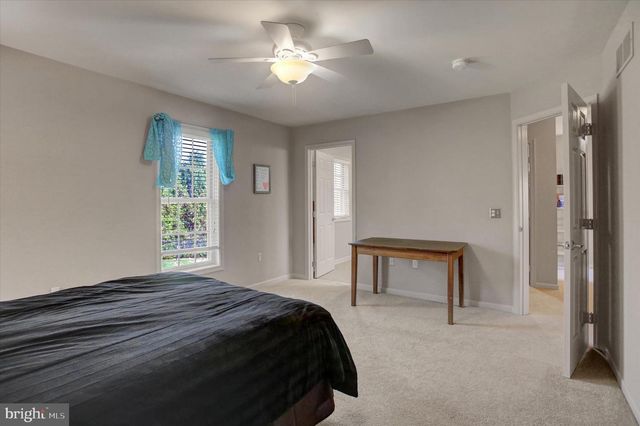 10 BAYBERRY RD, Carlisle, PA 17013