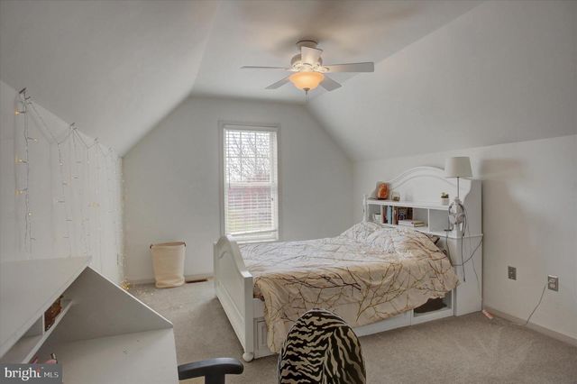 10 BAYBERRY RD, Carlisle, PA 17013