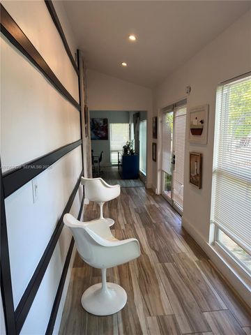 265 NE 151st St, Miami, FL 33162