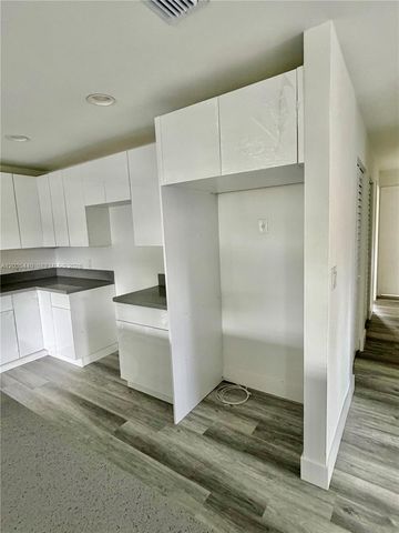6182 SW 4th Street, Margate, FL 33068